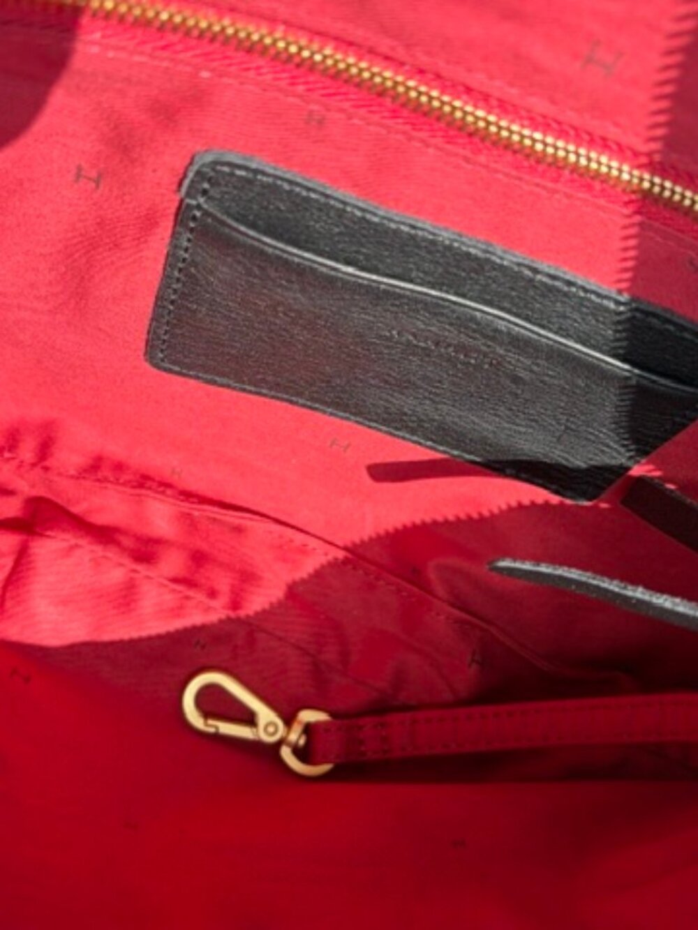 Hammitt Charles Large Crossbody-Black/Brushed Gold w/ Red Zip - Picture 5 of 9